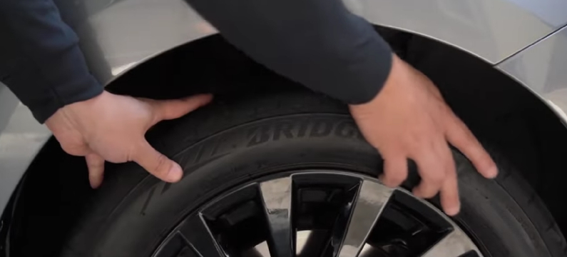 como-cambiar-una-llanta-de-auto